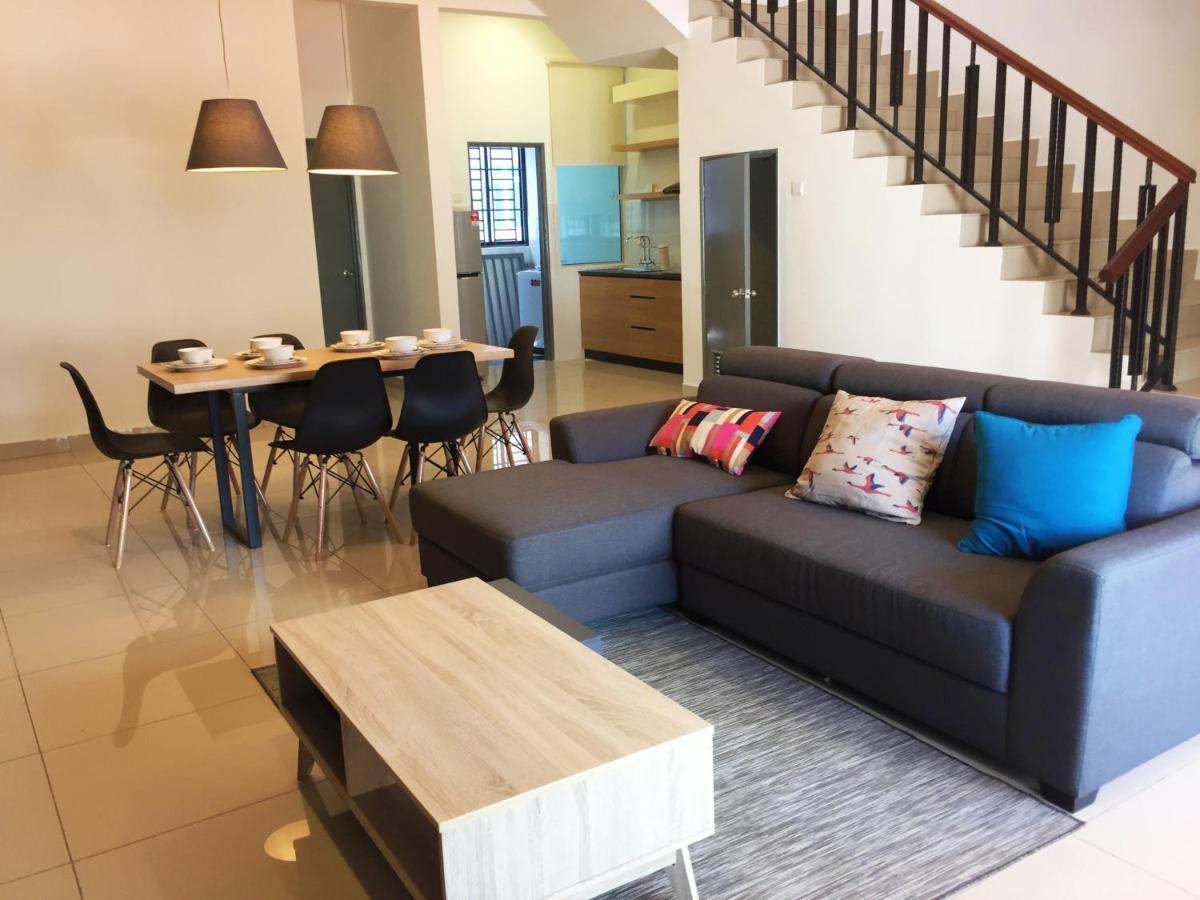 Desaru Cosy Homestay - Near Waterpark, Beach, Rapid -Wifi, Tvbox, Steamboat, Bbq Available Exteriér fotografie